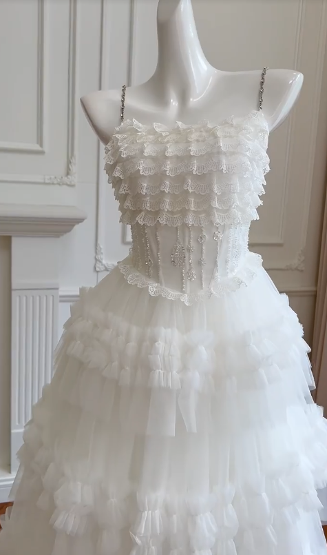 Hermoso vestido de fiesta largo con tirantes finos, encaje blanco, tul y cuentas, vestido de fiesta, vestido de noche GG2772