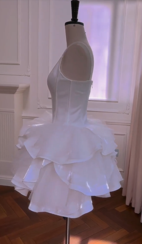 Vestido corto de satén blanco con tirantes finos, corte A, para fiesta de bienvenida y cumpleaños, GG2809