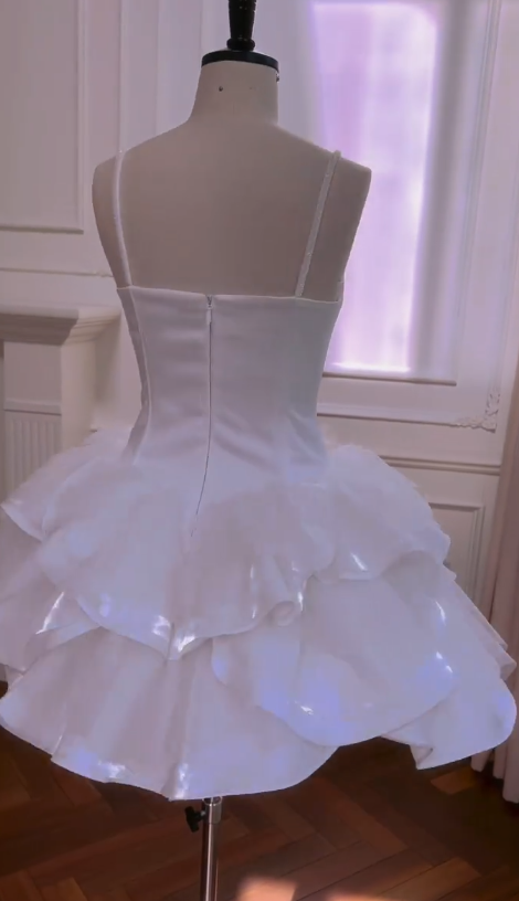 Vestido corto de satén blanco con tirantes finos, corte A, para fiesta de bienvenida y cumpleaños, GG2809