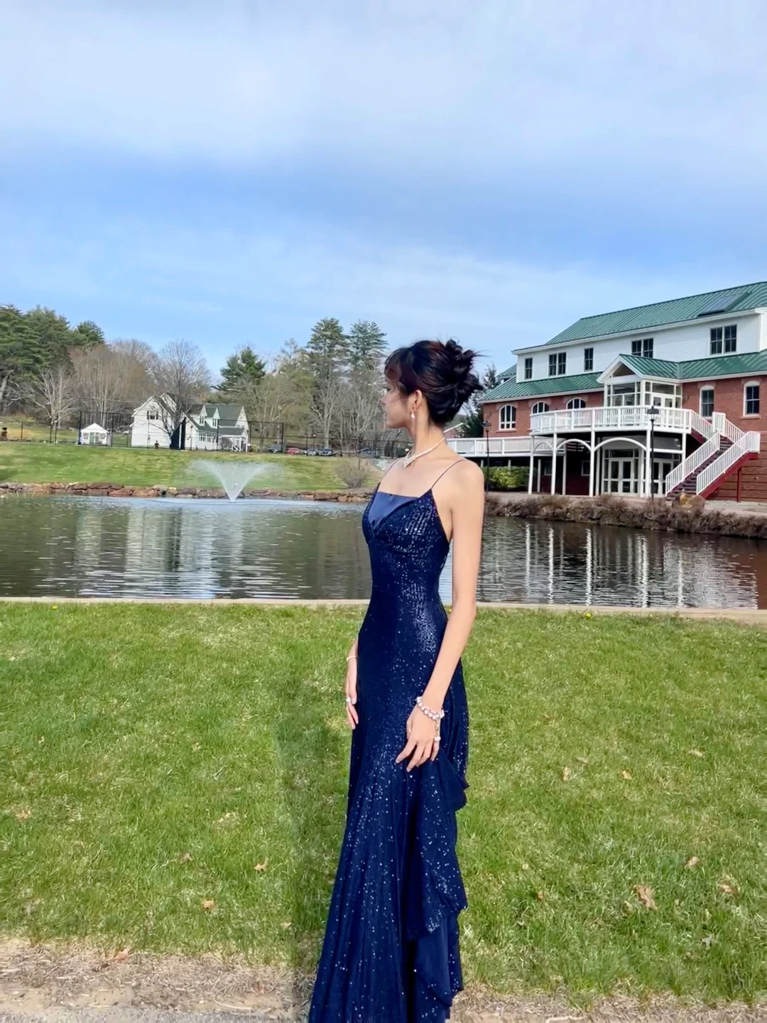 Vestido largo de fiesta, de noche y satén azul marino con lentejuelas y tirantes finos de sirena brillante GG2857