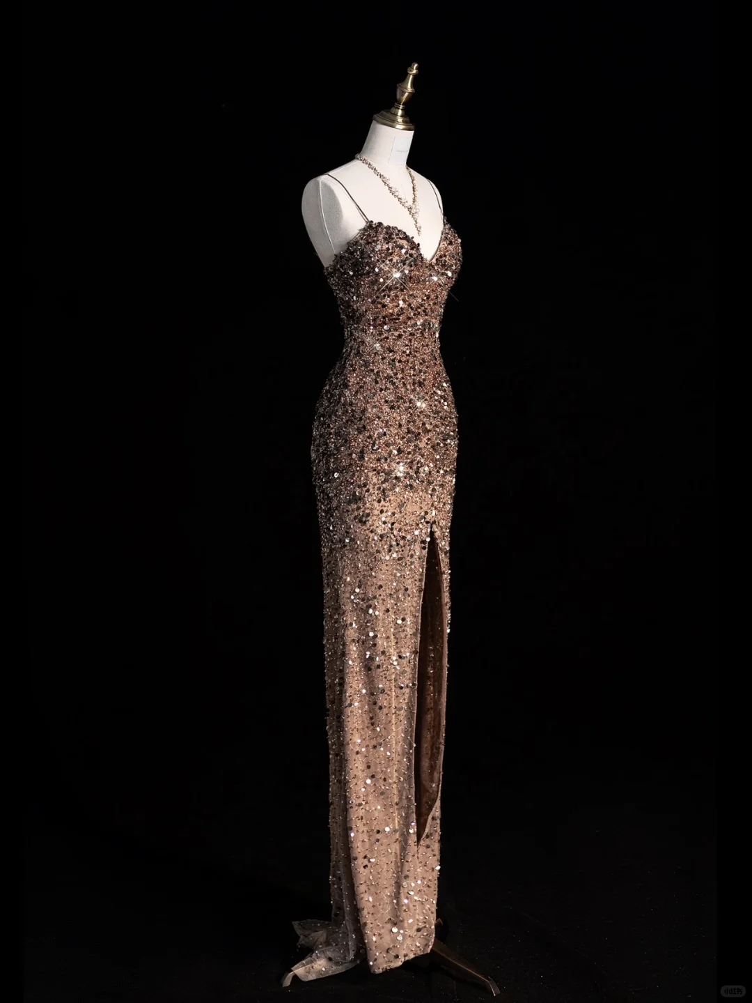 Vestido largo de fiesta, de satén, con lentejuelas y tirantes finos, estilo sirena y purpurina, GG2888