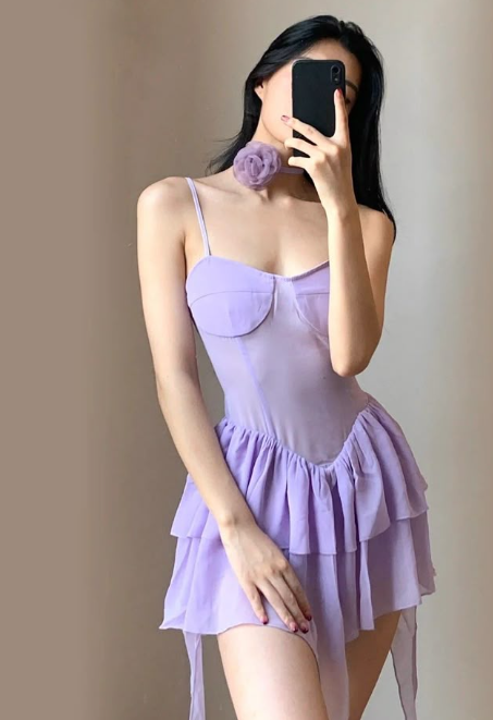 Elegante vestido de fiesta corto de satén en gasa lila con tirantes finos, corte A, para regreso a casa y cumpleaños GG3117