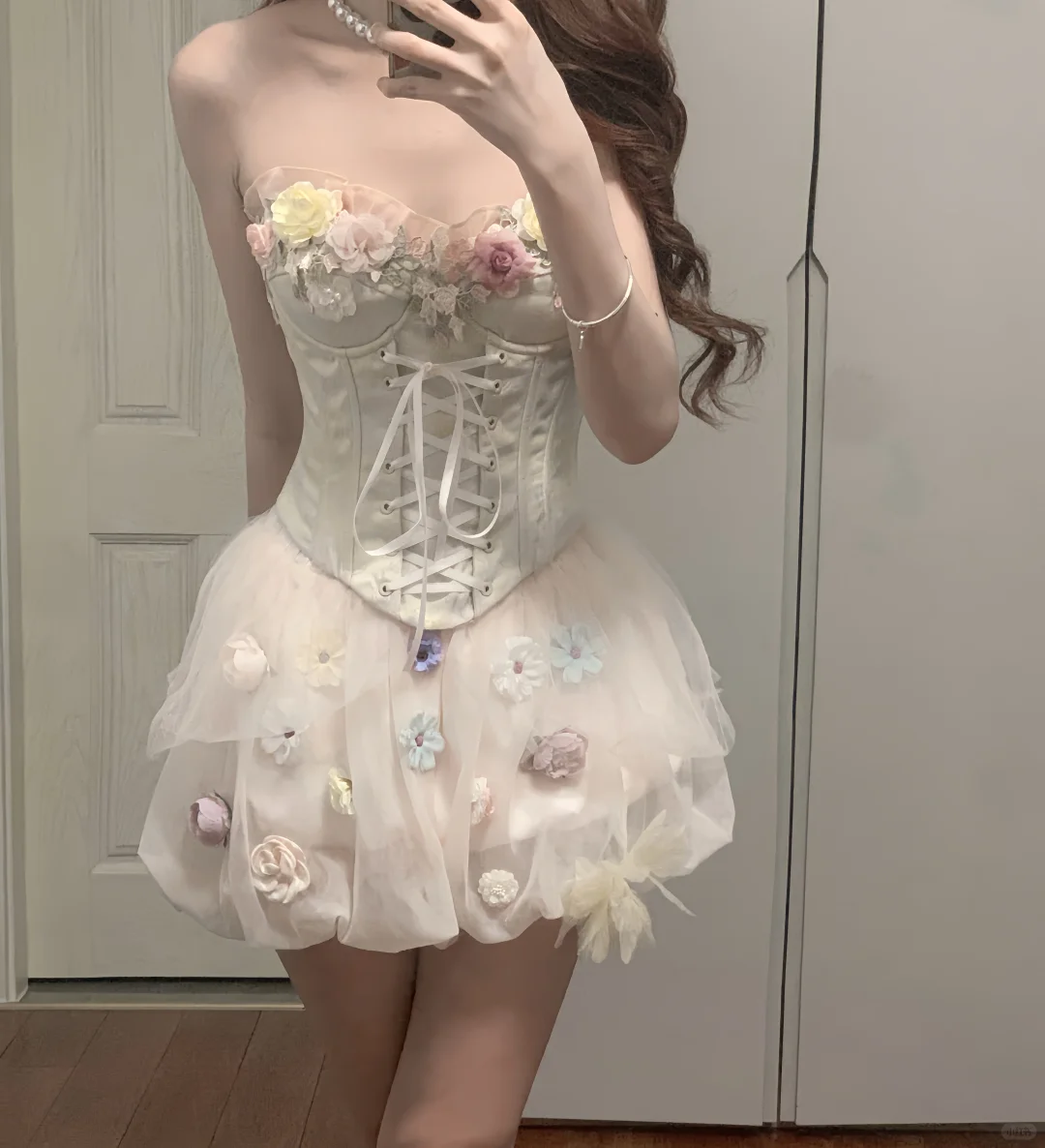 Vestido de fiesta corto con apliques de tul satinado, sin tirantes, corte A, para regreso a casa y cumpleaños, GG3370