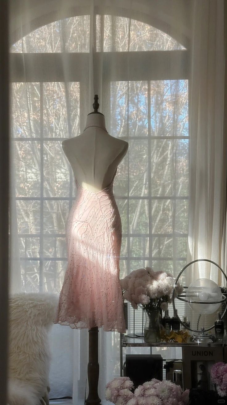 Impresionante vestido de fiesta corto de sirena con cuello halter, satén rosa, tul y lentejuelas, sin espalda, para celebrar 18 cumpleaños en verano, GG3956