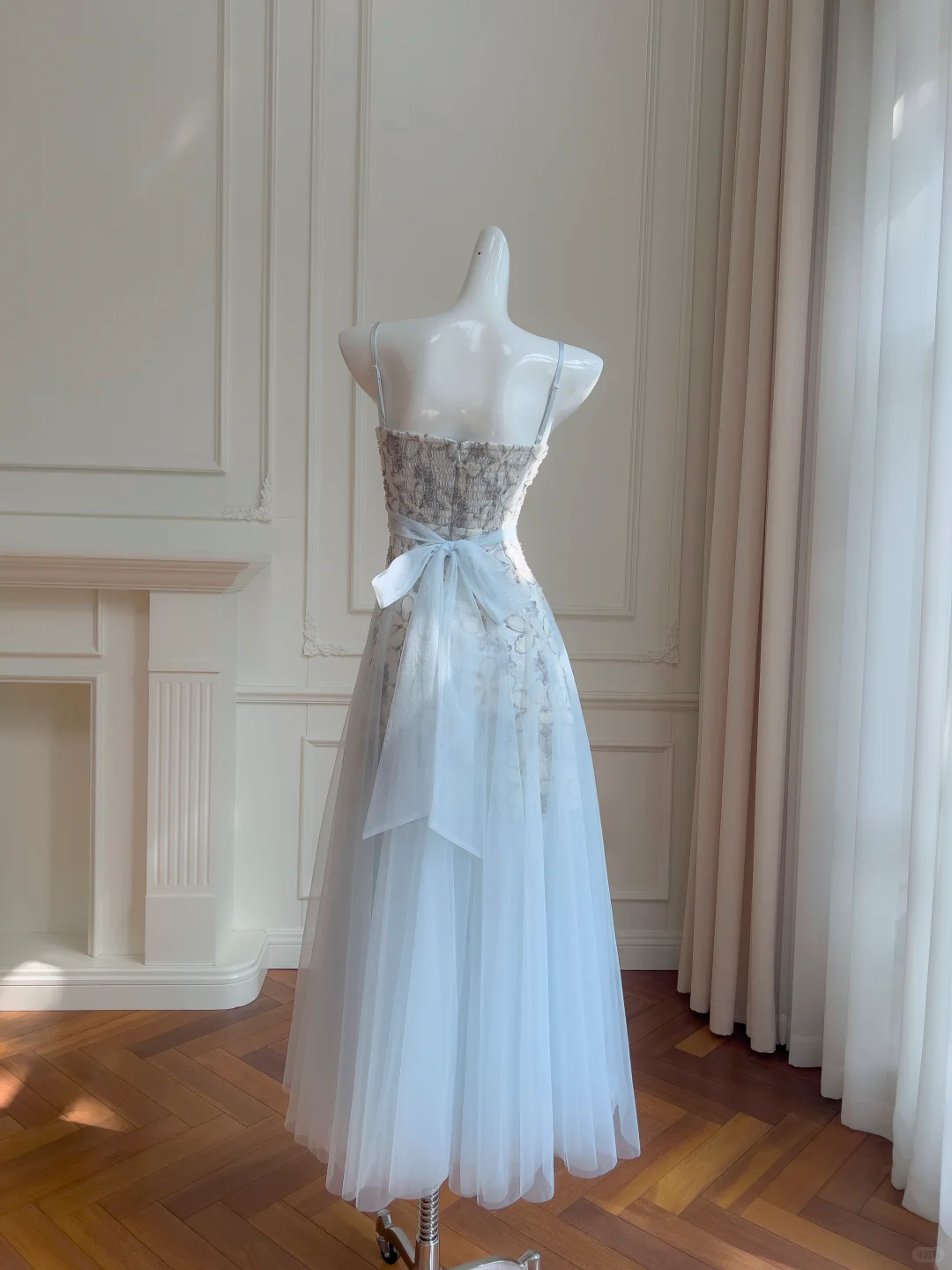 Hermoso vestido de fiesta largo de tul con tirantes finos y apliques de lentejuelas, corte A, para fiesta y noche formal GG4008