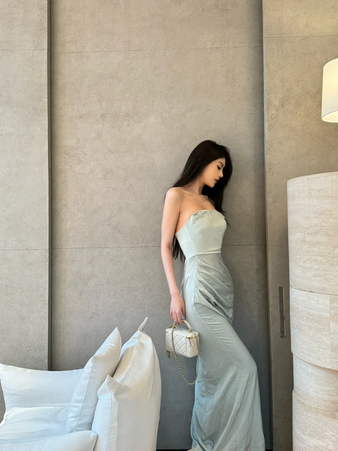 Vestido de fiesta largo de satén con corte sirena, sencillo y sin tirantes, para fiesta de graduación o noche formal GG4016