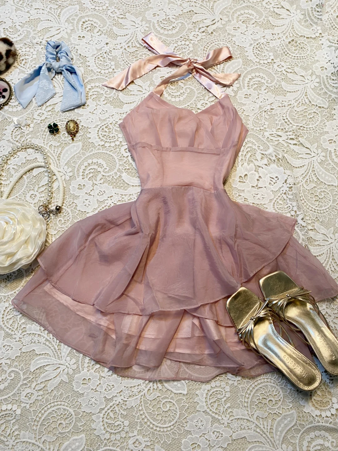 Elegante vestido de fiesta corto de satén de gasa rosa empolvado con cuello halter y corte en A, vestido para cumpleaños número 19 de verano GG4071