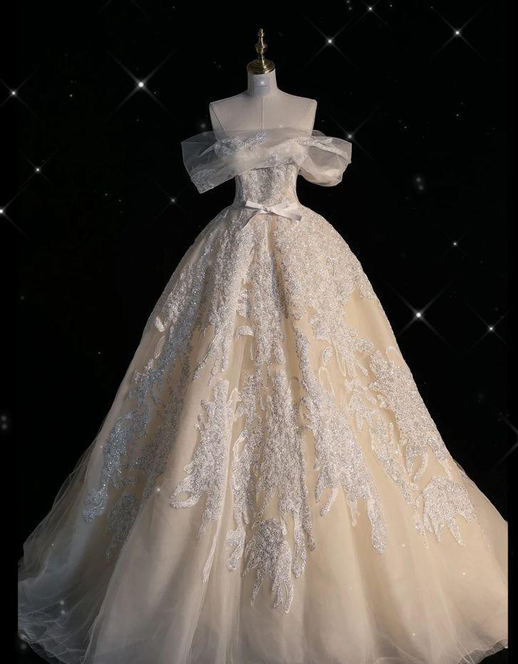 Hermoso vestido de fiesta largo con hombros descubiertos y apliques de tul color champán, vestido de noche GG632