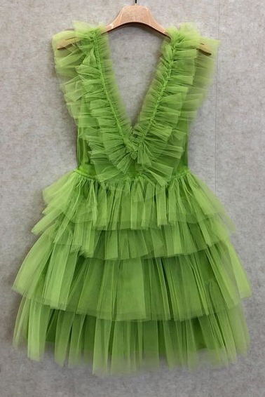 Plunging V-Neckline Tiered Black Mini Puffy Party Dress, Tulle Homecoming Dress GM517