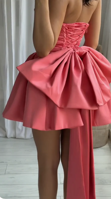 Classy Pink Strapless A-Line Satin Homecoming Dresses Short Birthday Outfits Cocktail Dress With Bow S373