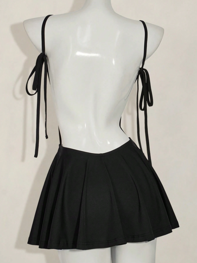 Sexy Black Spaghetti Straps Satin A Line Short Graduation Homecoming Dress Backless Cocktail Dress S815