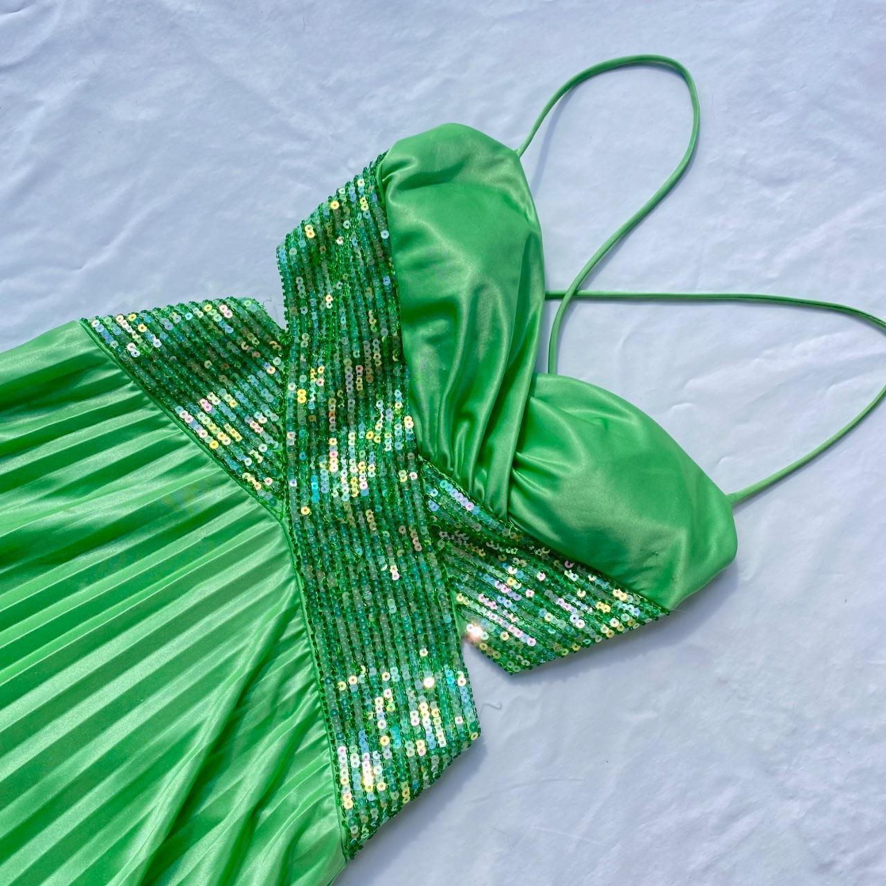 Green Vintage Fashion Playful Deep V Exquisite Beaded Sequin Camisole Long Backless Satin Fairy Ball Gown Prom Dress Evening Gown Birthday Party Dress gh3960