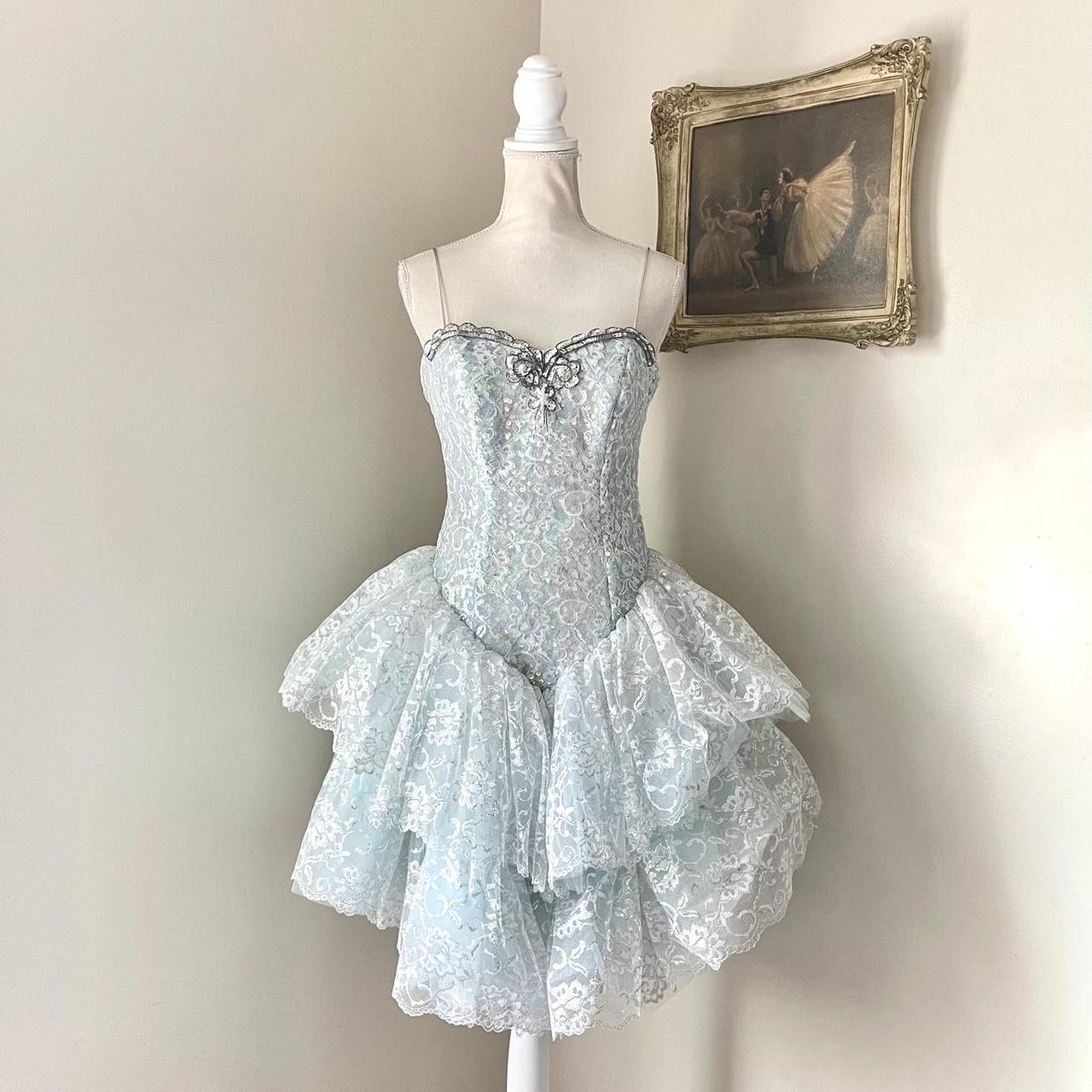 Charming Light Blue Sequined Design Elegant Mesh Spaghetti Strap Homecoming Dress TP3510