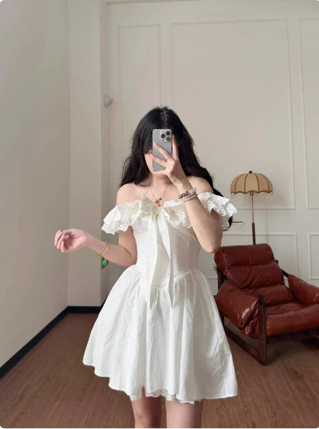 Vestido de fiesta corto vintage blanco con hombros descubiertos, corte A y encaje, vestido de cóctel, vestido de bienvenida TP4478
