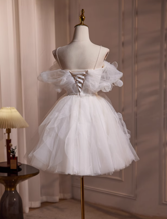 Elegant White 3D Flowers Pearl Accessories Design A-line Spaghetti Strap Short Homecoming Dress TP3463