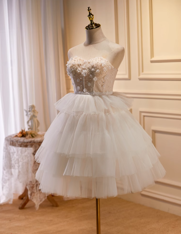 Vintage Beige 3D Flowers Beaded Design Elegant Mesh Sleeveless Strapless Homecoming Dress TP3481