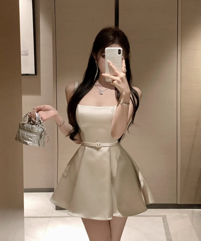 Fashion White Satin Irregular Ruffled Hem Design A-line Halter Homecoming Dress TP3691