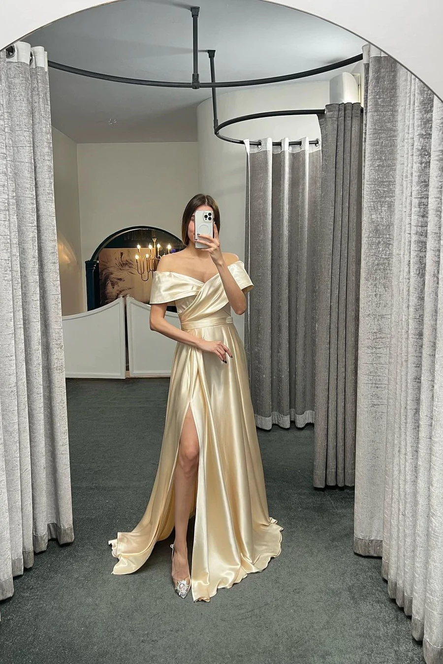 Off The Shoulder Ruby Split Ruffles A-Line Prom Dresses gh2373