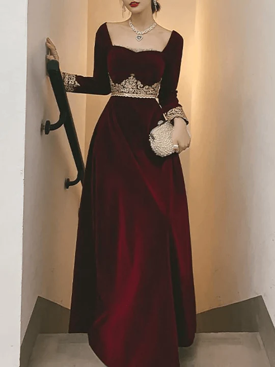 A-Line Scoop Neck Vintage Formal Velvet Evening Dress with Appliques fg3095