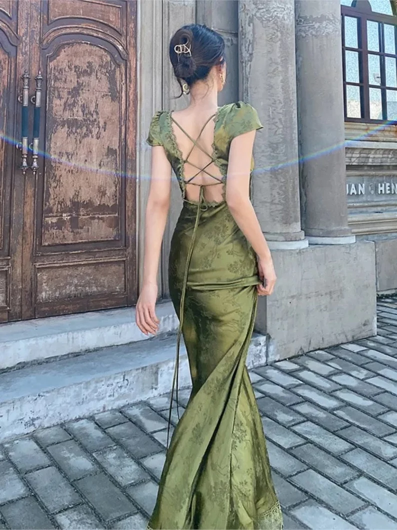 Elegant Women Green Satin Backless Mixi Dress Palace Short Sleeve Lace V-Neck Bandage Vintage Bodycon Evening Gown cg24972