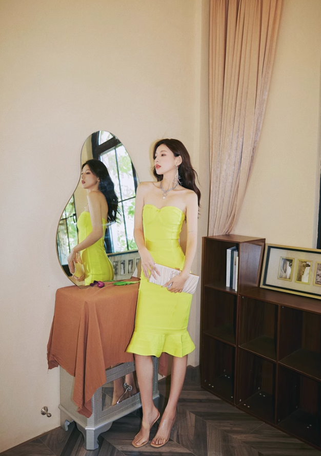 Cute Bright Yellow Mermaid Sweetheart Neck Satin Short Homecoming Dress Cocktail Dress SH3576