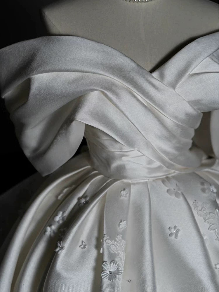 Timeless Ball Gown Off The Shoulder White Satin Long Wedding Dresses Bridal Dress SD1973