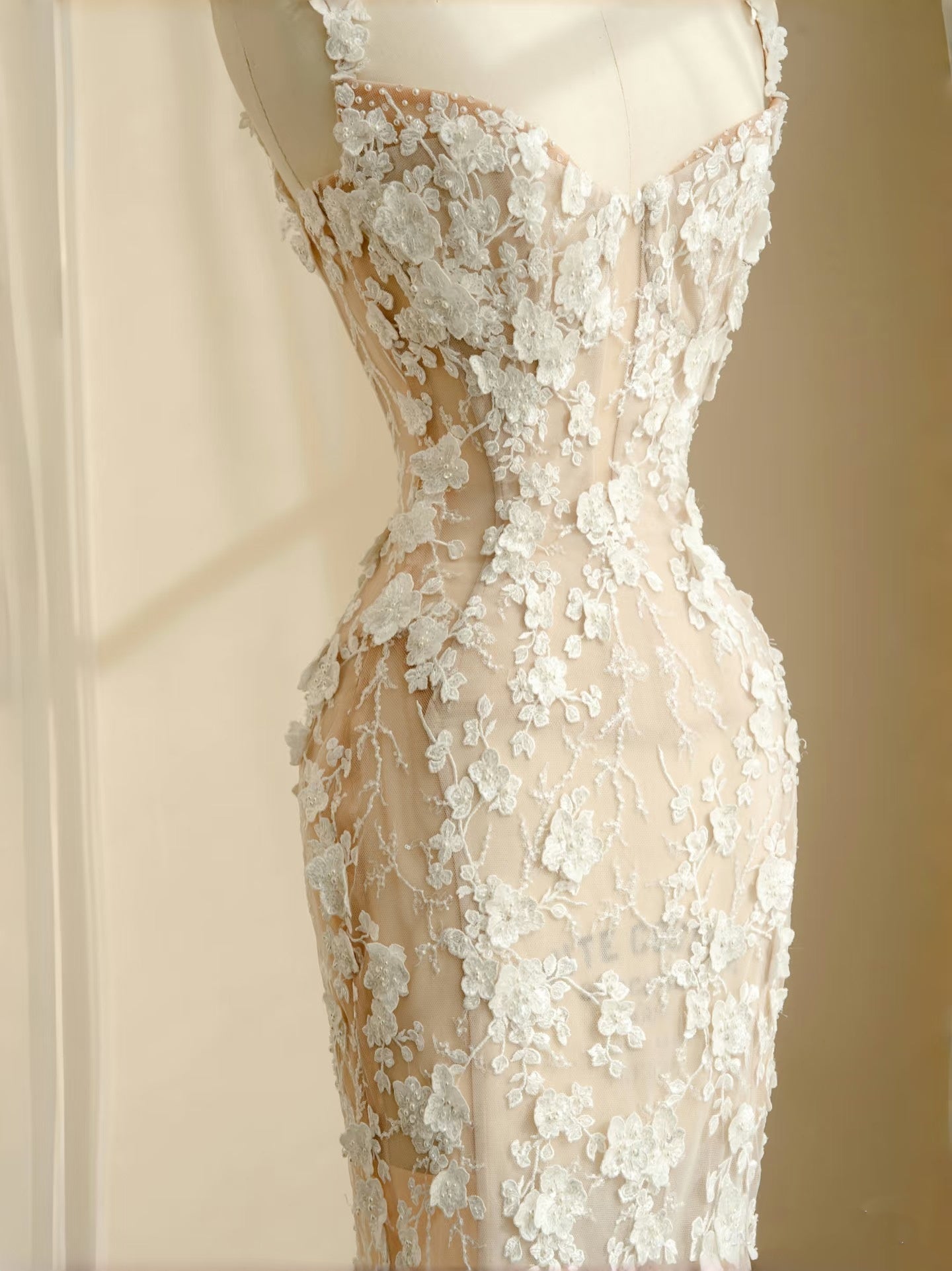 Vestido de novia sencillo con tirantes de sirena, encaje blanco, largo hasta el suelo, estilo minimalista, D2730