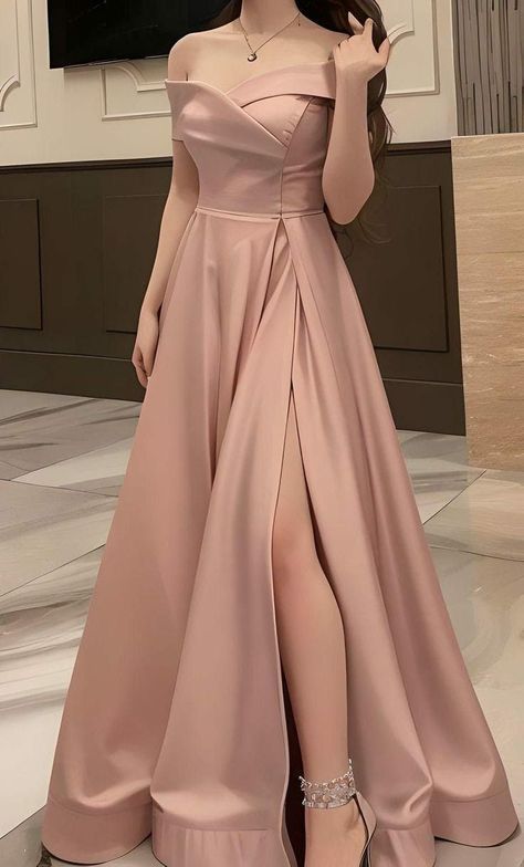 Vestido de noche rosa sencillo de satén con escote en A, hombros descubiertos, abertura alta y largo hasta el suelo TP1988