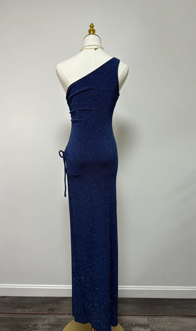 Vestido de noche azul marino de un solo hombro con abertura alta y lentejuelas, largo hasta el suelo, TP2070
