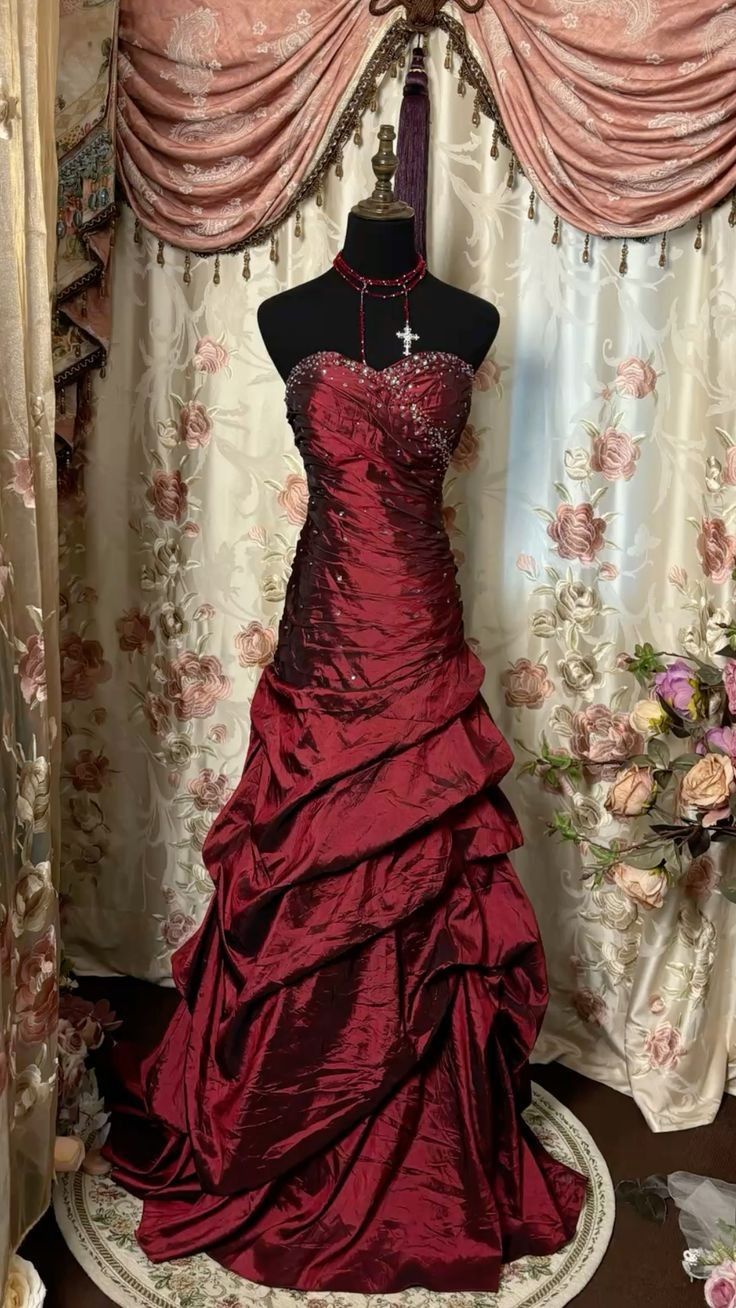 Vestido de noche vintage burdeos sin tirantes, escote corazón, corte sirena, largo, TP2507