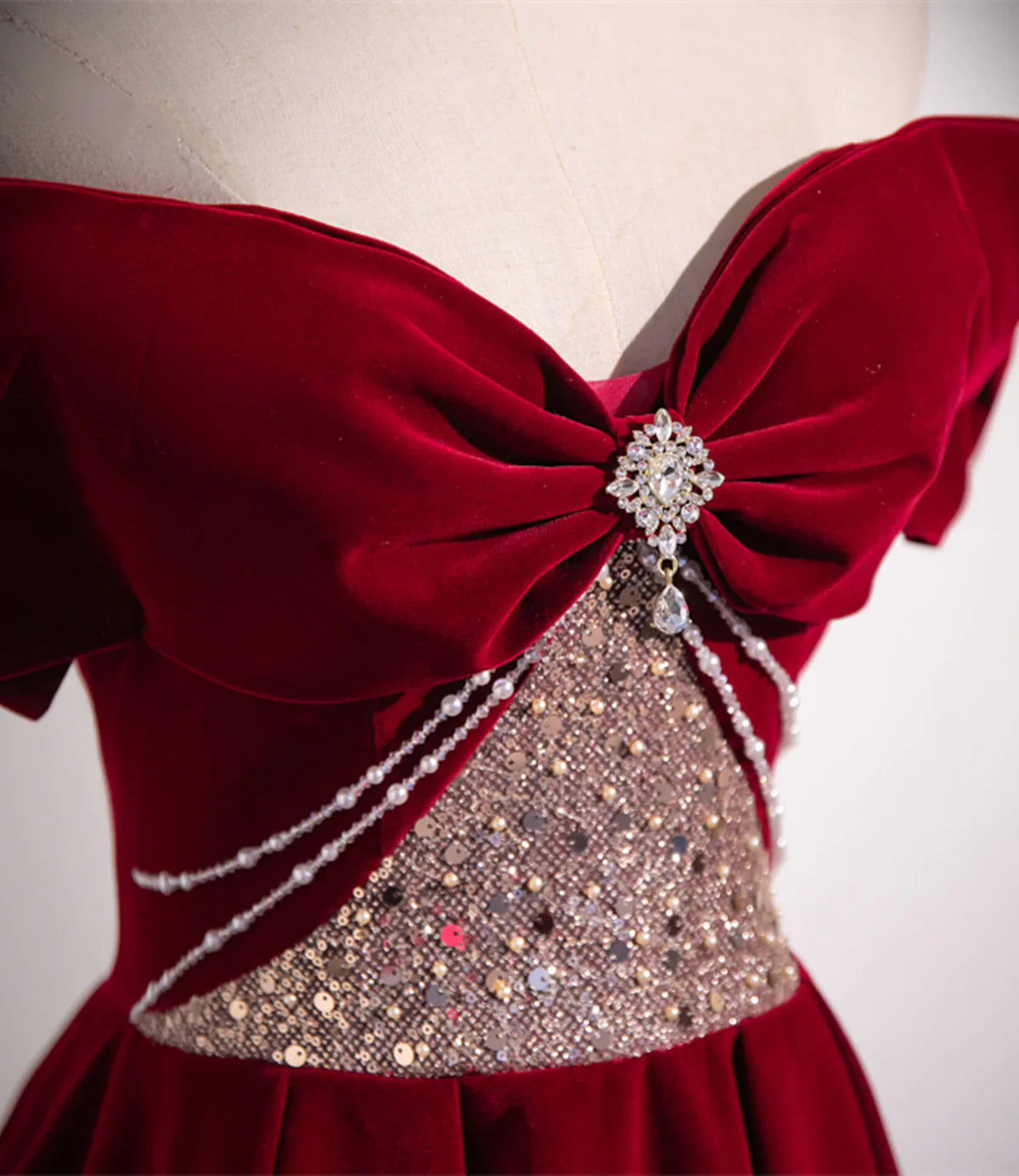 Elegant Burgundy Off-the-shoulder Sequin Beaded A-line Prom Dress Evening Dress TP2756