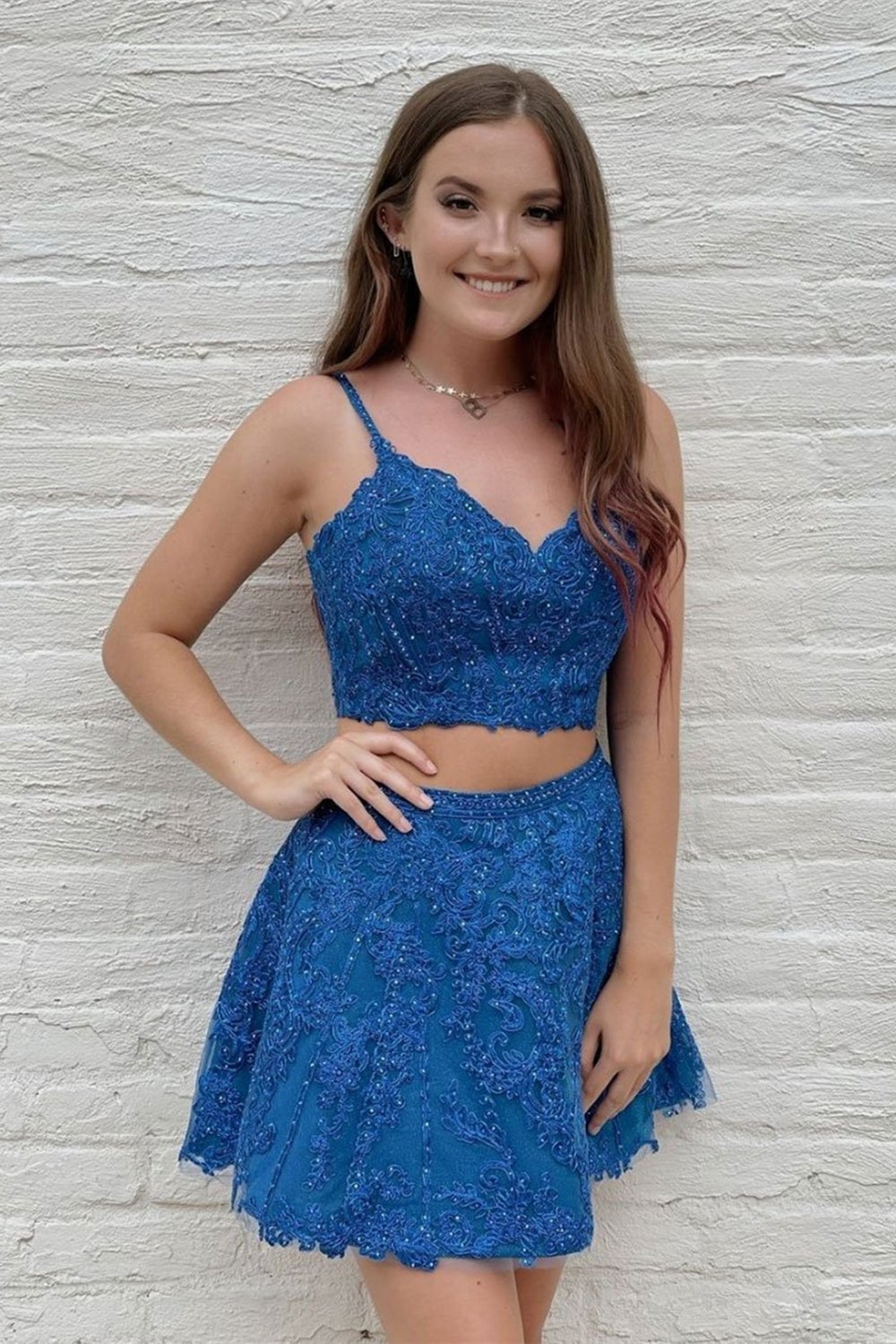 Vestido de fiesta corto de encaje azul con cuentas y escote en V, vestido de bienvenida azul de dos piezas, vestido de noche formal de encaje azul