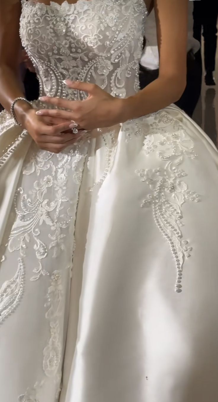 Vestido de novia modesto, vestido de fiesta sin tirantes, blanco, de satén, largo, con guantes, W0105
