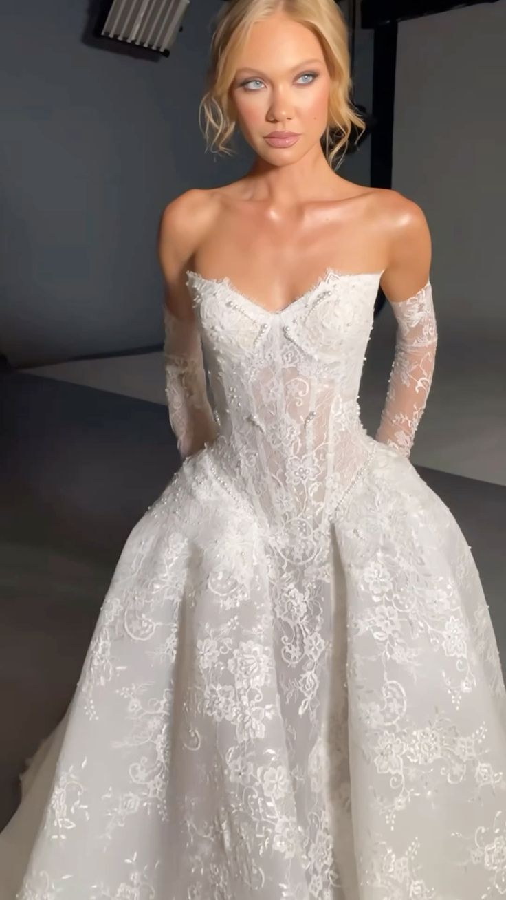 Vestido de novia modesto, vestido de fiesta, escote corazón, encaje blanco, vestidos de novia largos, vestidos de novia con guantes W0107