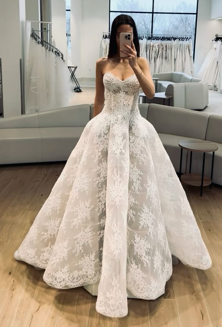 Vestido de novia modesto, vestido de fiesta, escote corazón, encaje blanco, vestidos de novia largos, vestido de novia W0111
