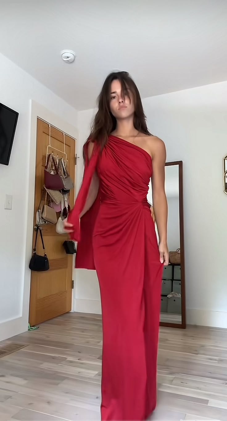 Vestido de fiesta rojo sexy de un solo hombro, vestido formal de verano para invitada de boda con bufanda, atuendo para invitada de boda W0159