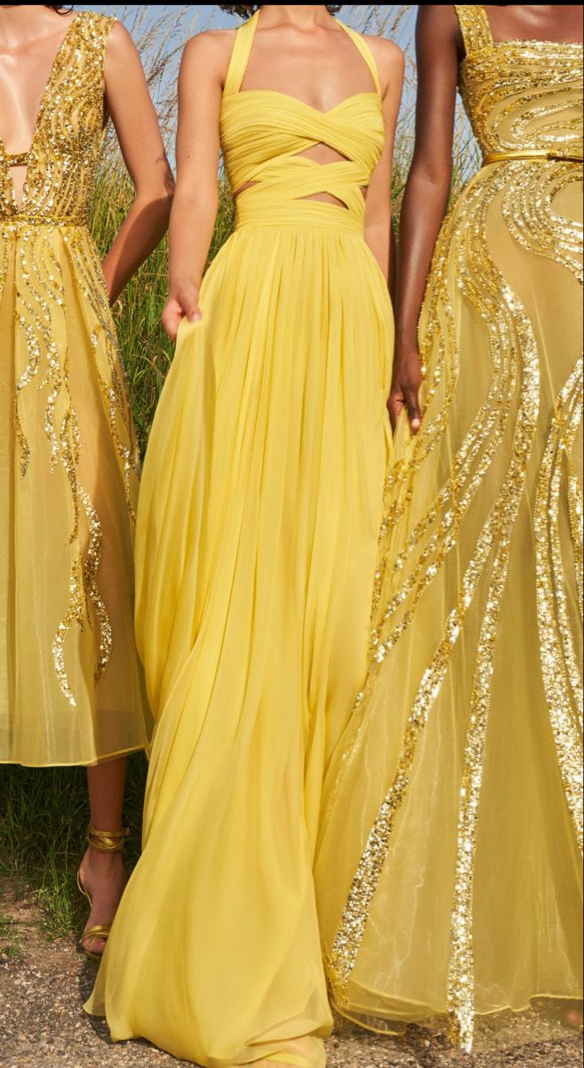Vestidos de fiesta amarillos de gasa con cuello halter y corte en A, vestidos formales de verano y primavera para invitadas de boda, atuendos para invitadas de boda W0217