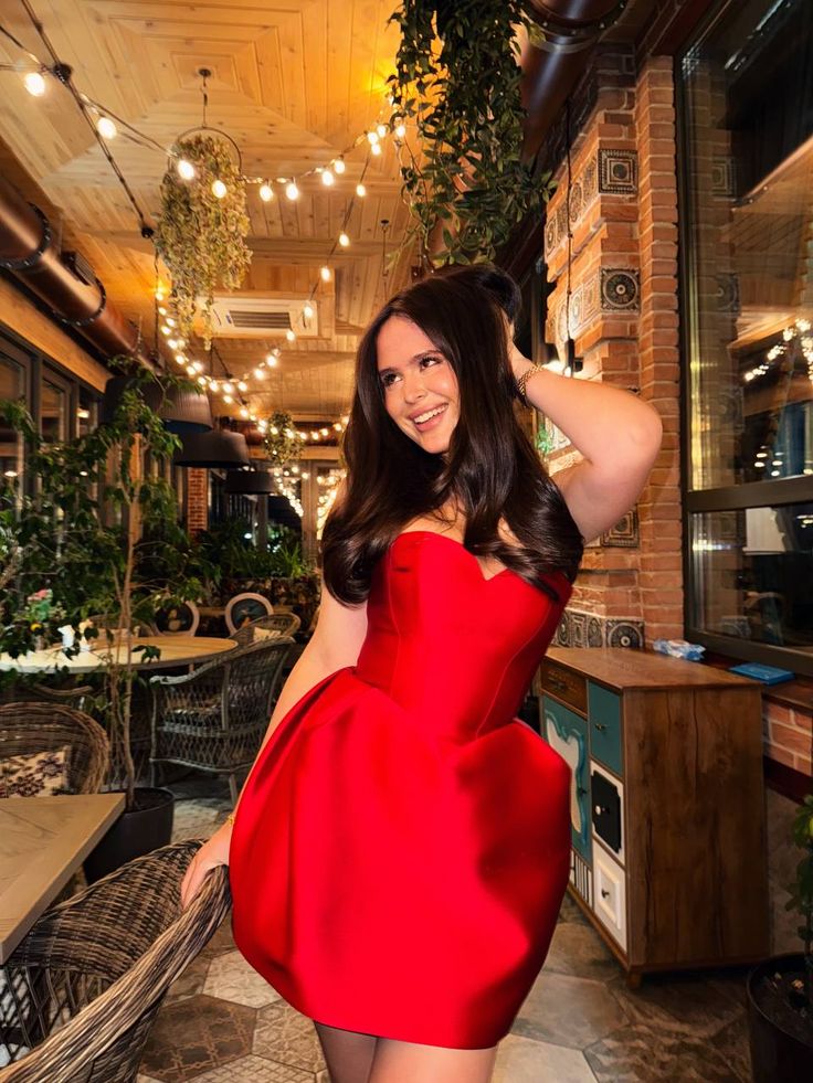 Vestido corto de satén rojo con escote en forma de A y globo para fiesta de bienvenida, de verano, para escuela secundaria, formal, de cóctel, para cumpleaños, W0630