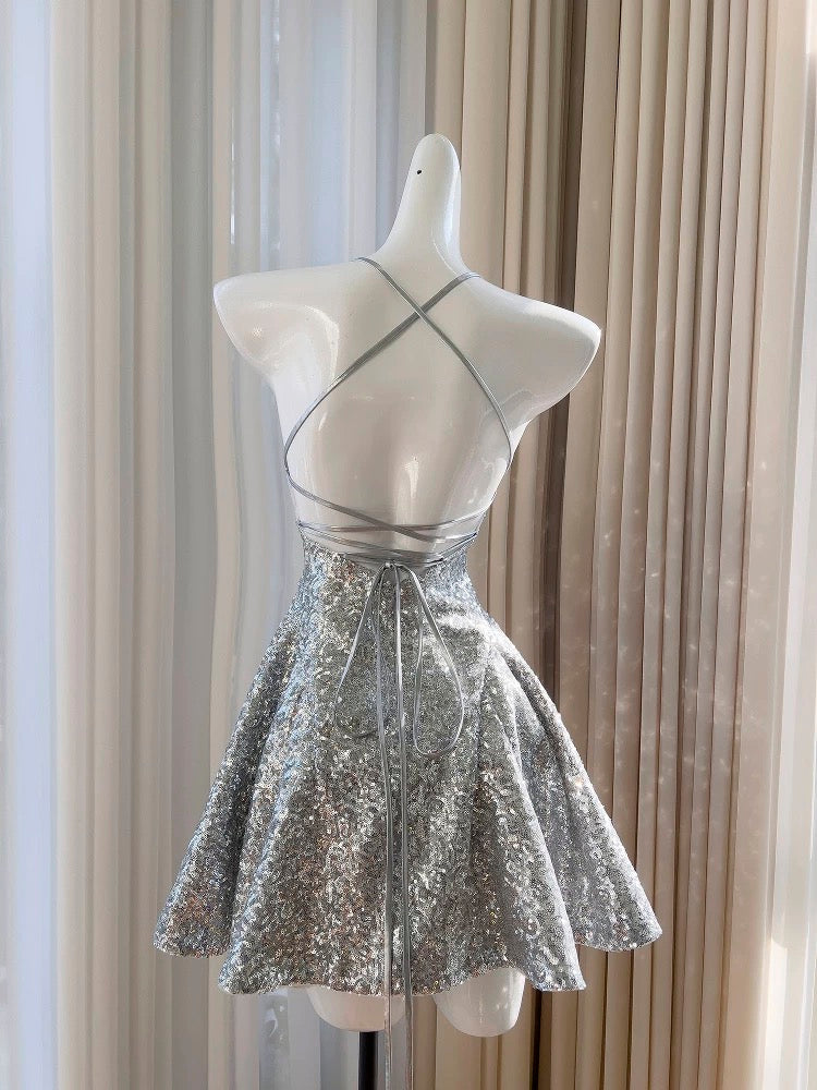 Bonito vestido de verano con cuello halter y lentejuelas plateadas para adolescentes, ideal para cumpleaños número 16, minivestido de cóctel para cumpleaños número 18, W899