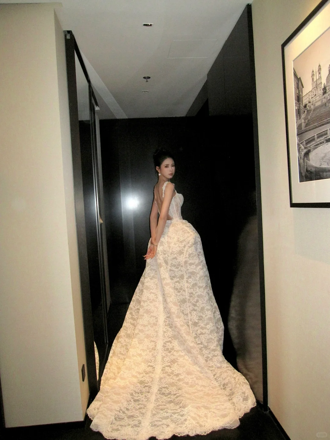 Vestido de novia único de corte sirena con tirantes finos, encaje, sin mangas, blanco, modesto, DH950