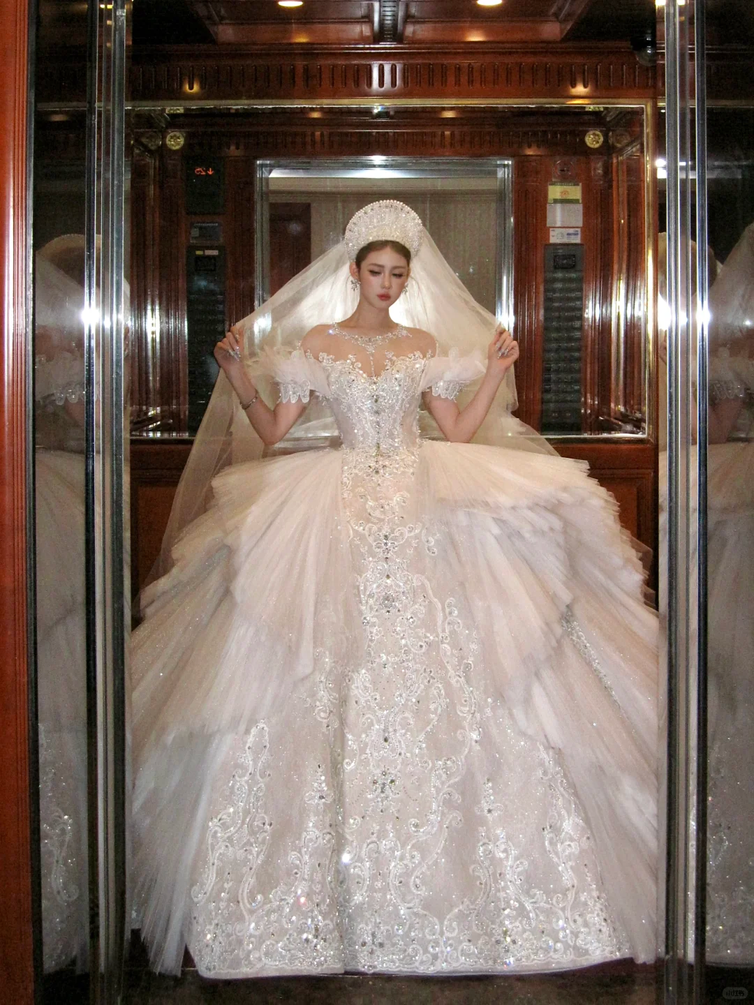 Hermoso vestido de novia de tul blanco largo y escote redondo, de lujo, WD090