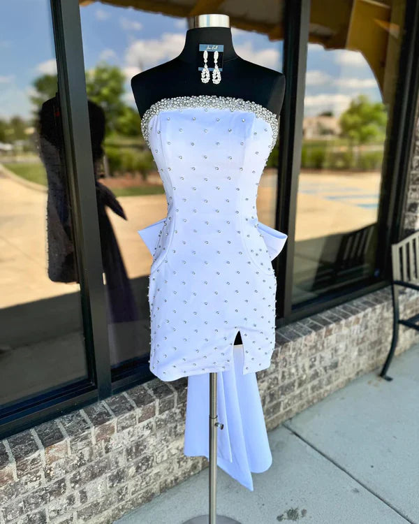 Vestido de fiesta elegante sin tirantes con lazo y cuentas blancas TP3555