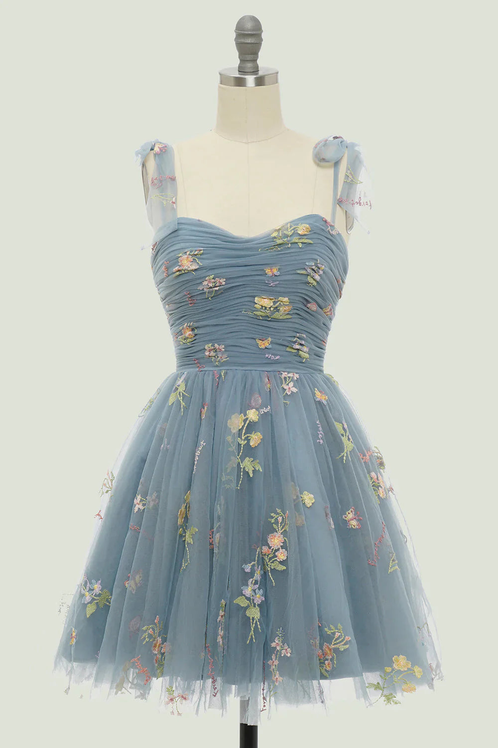 Charming Floral Embroidery Design A-line Tulle Spaghetti Strap Homecoming Dress TP3639