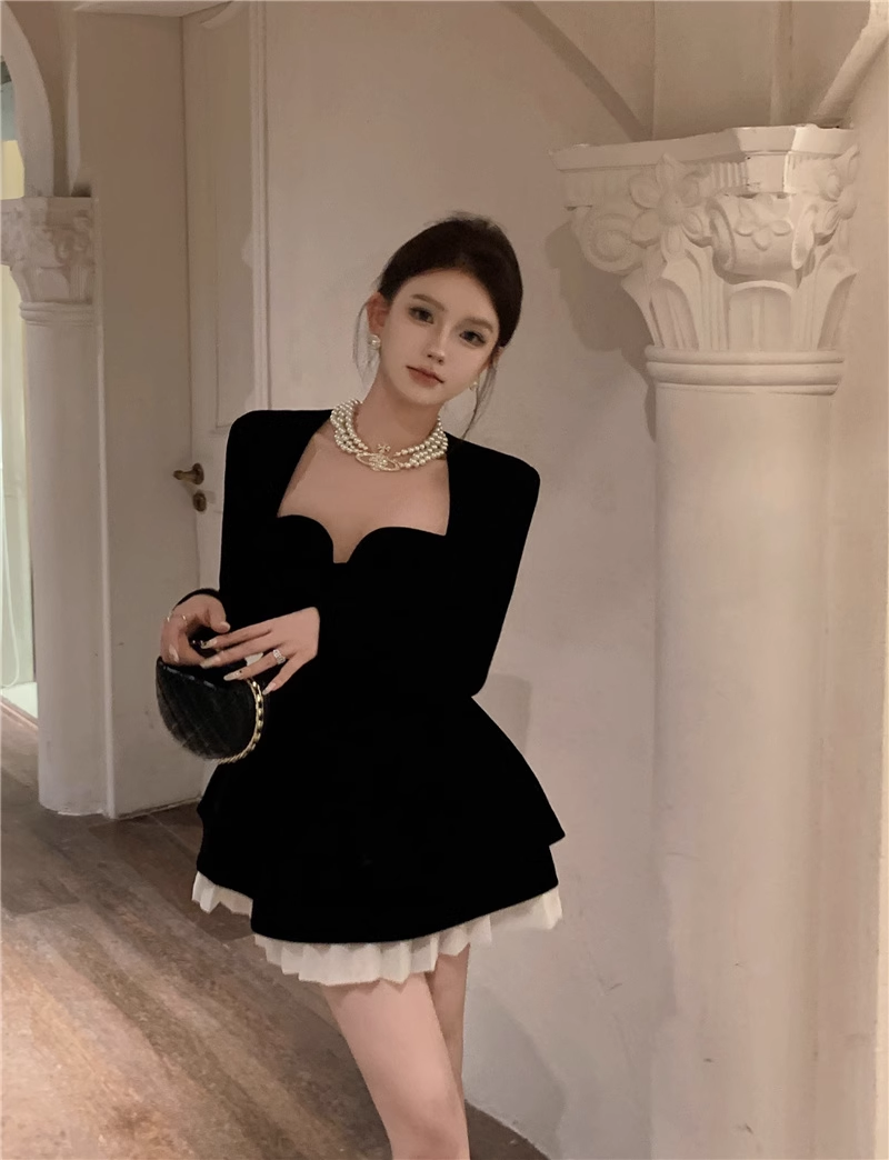 Vestido de fiesta vintage negro con escote en forma de A y manga larga TP3714