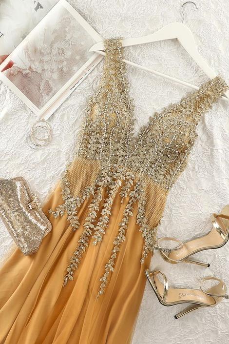 Gorgeous Appliques Long Prom Dress cg22909