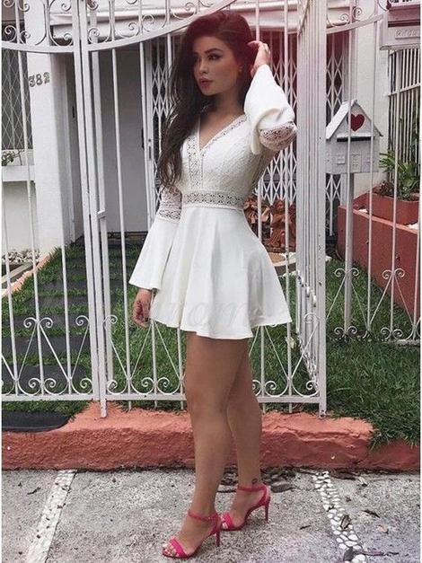 A-Line V-Neck Bell Sleeves Short White Homecoming Dress with Lace cg22942