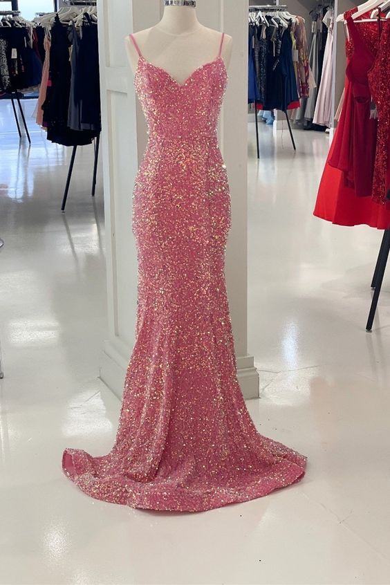 Vestido formal largo estilo sirena con lentejuelas rosas brillantes