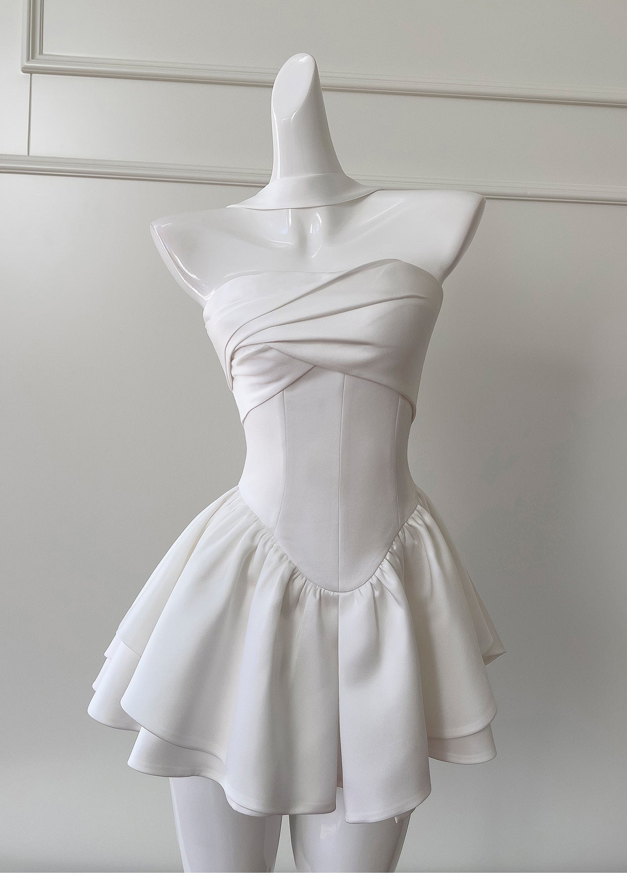 Pretty A Line Strapless Satin White Grad Dress Inspo Short Mini Formal 8th Grade Homecoming Dresses Middle School Hoco Court Dress Graduation Dress Cocktail Outfits DH1946