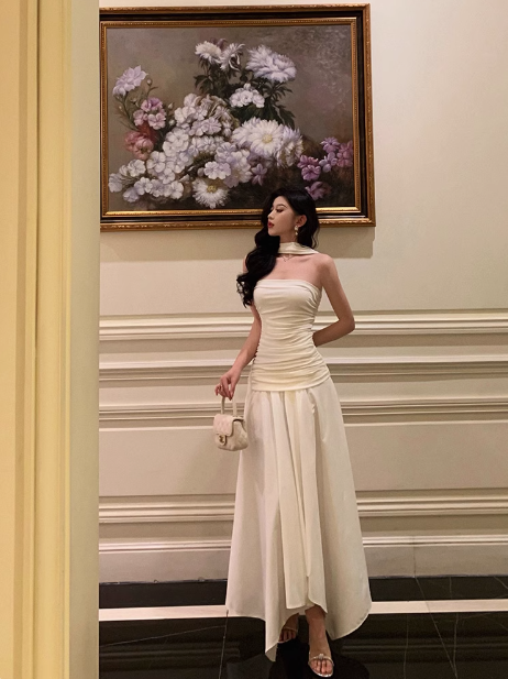 Vestido elegante de fiesta de cumpleaños número 18, blanco, sin tirantes, corte A, sin mangas, atuendos de cumpleaños, ideas para vestidos de cumpleaños para mujeres, DP552