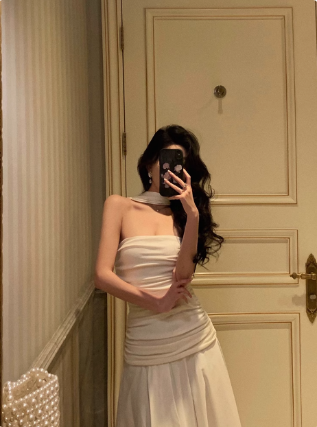 Vestido elegante de fiesta de cumpleaños número 18, blanco, sin tirantes, corte A, sin mangas, atuendos de cumpleaños, ideas para vestidos de cumpleaños para mujeres, DP552